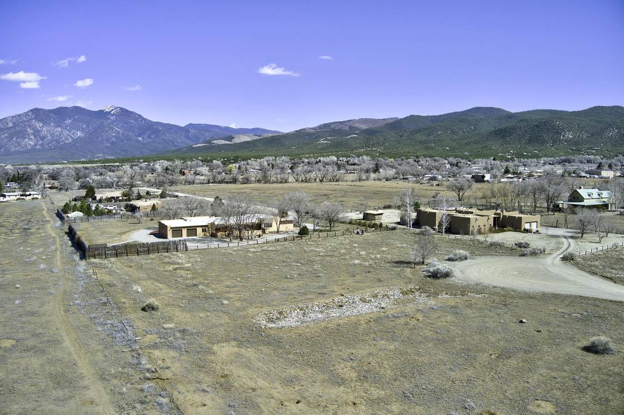 https://bt-photos.global.ssl.fastly.net/taos/1280_boomver_3_114654-2.jpg