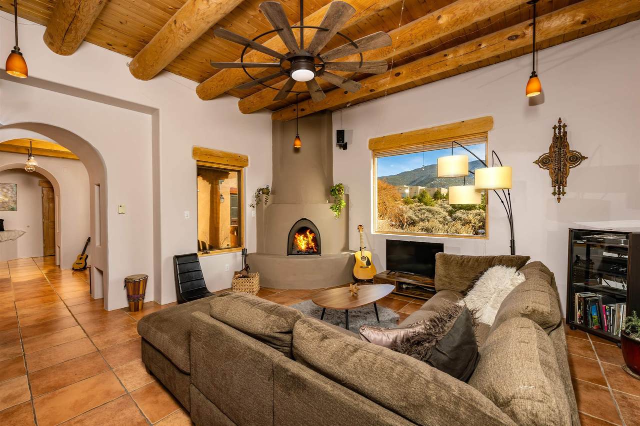 1378 Bries Way - Photo 1