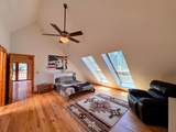 215 Pleasant Meadow - Photo 17