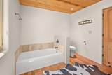 215 Mariposa Place - Photo 27