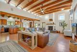 36 Mariposa Rd - Photo 2