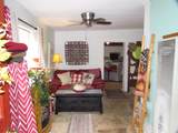 811 Colbert Ave - Photo 2