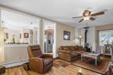 1117 Gusdorf - Photo 9