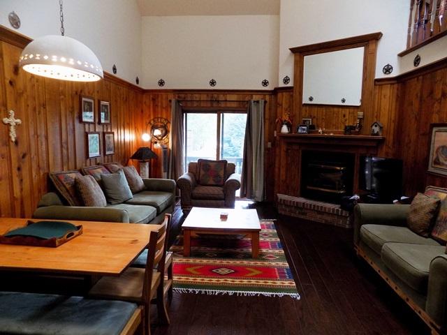 10 Aspen Street - Photo 1