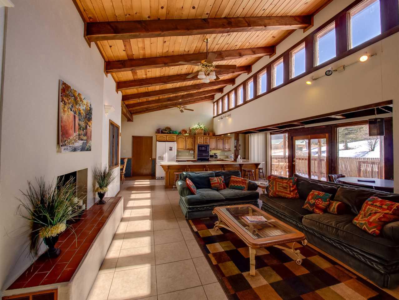 62 Crestview - Photo 1