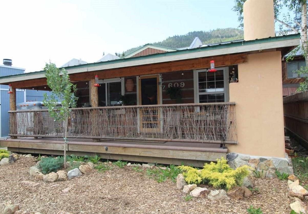 609 E High St - Photo 1