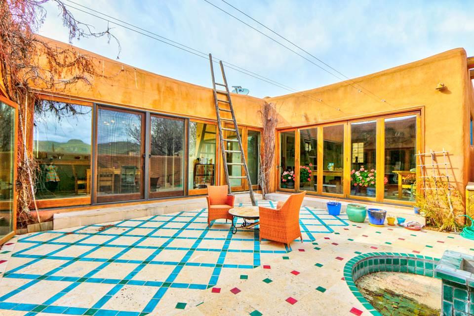 123 La Loma Plaza - Photo 1