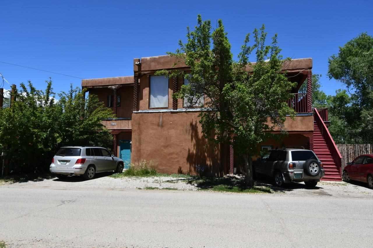 416 Valverde - Photo 1