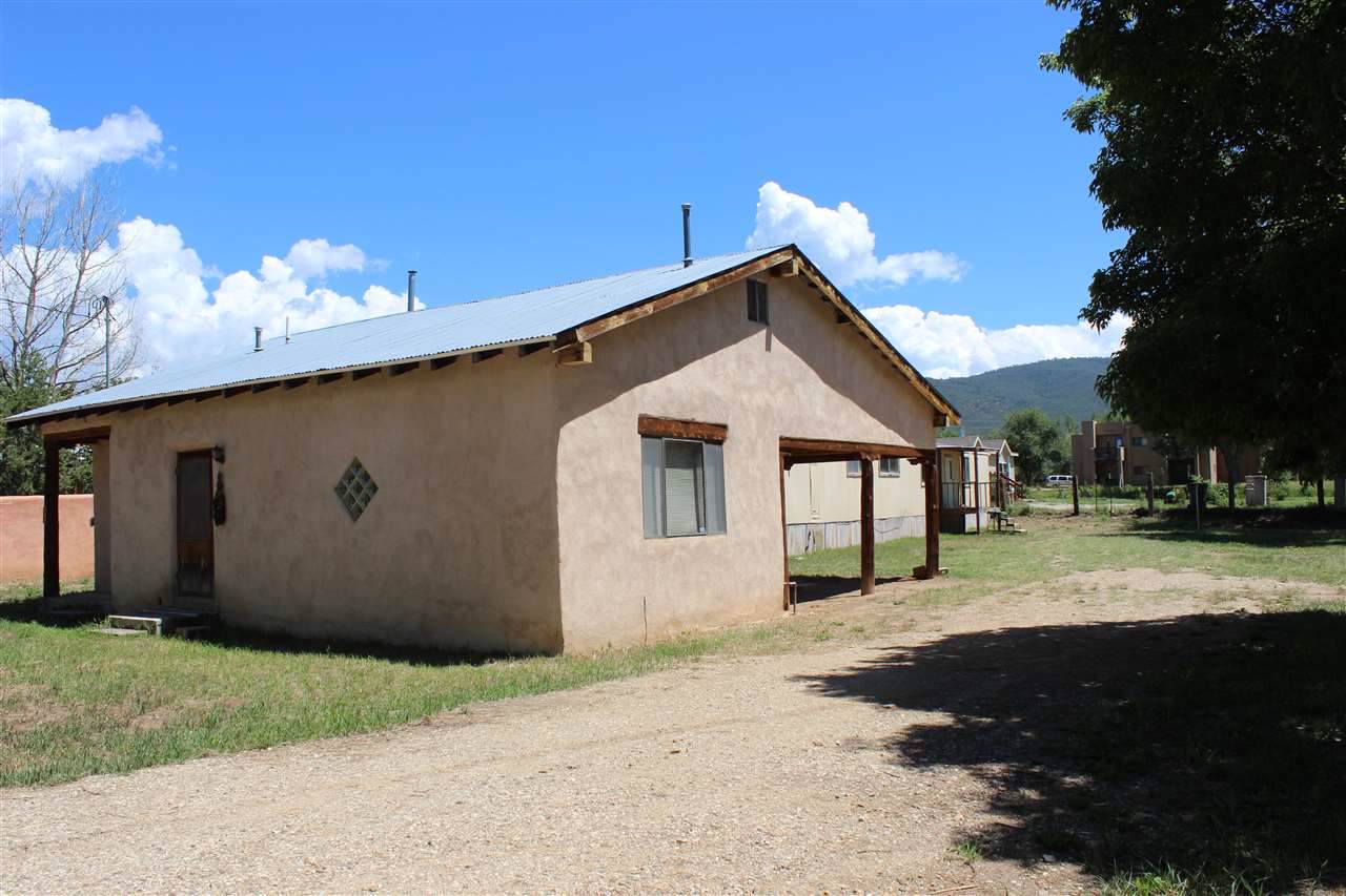 241 Simpson - Photo 1
