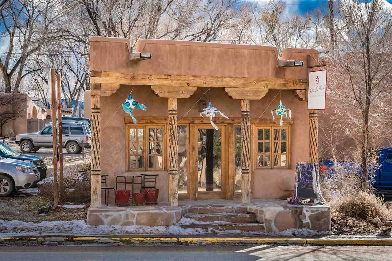 237 Ledoux St, Taos, NM 87571 (MLS 104538) Chisum Realty Group