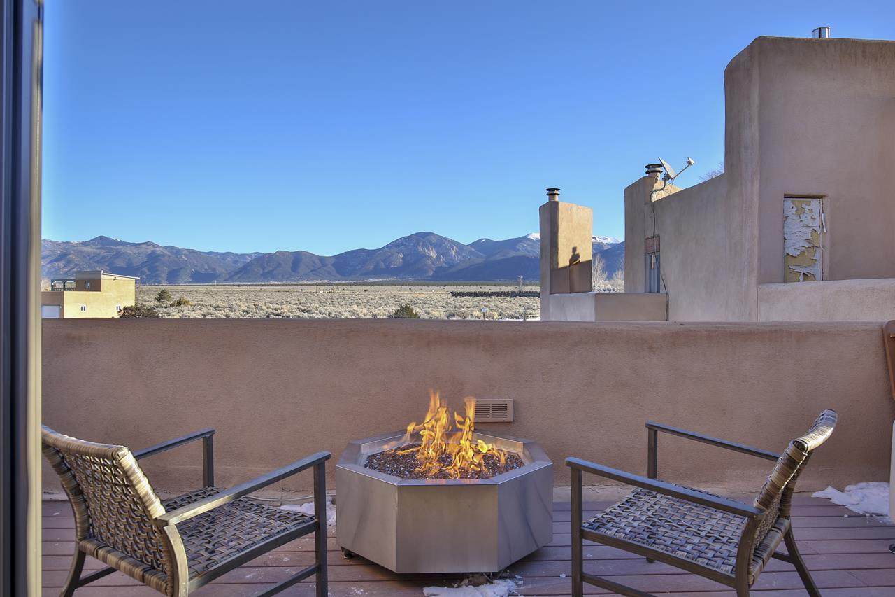 222 Comanche - Photo 1