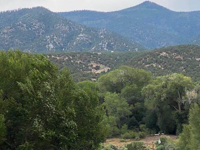 https://bt-photos.global.ssl.fastly.net/taos/orig_boomver_1_113377-2.jpg