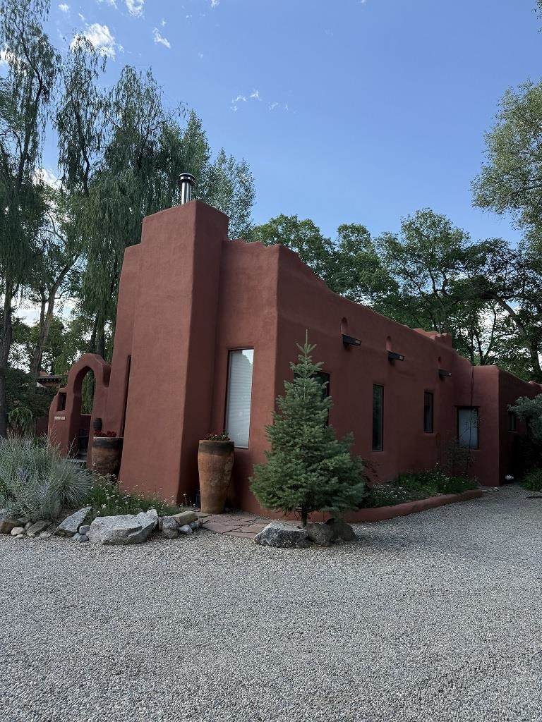 316 Burch Street - Photo 1
