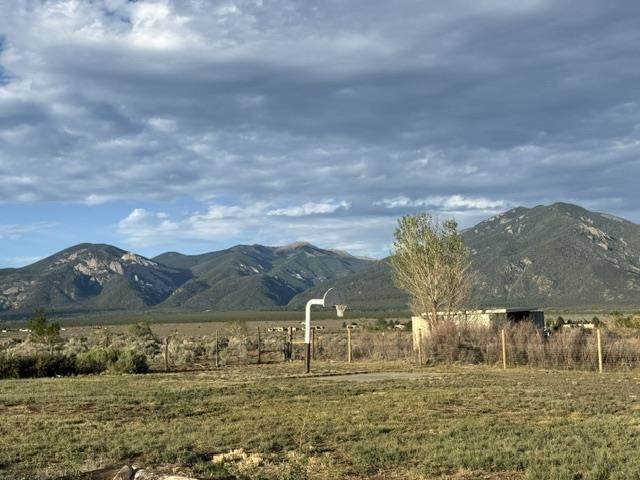 https://bt-photos.global.ssl.fastly.net/taos/1280_boomver_4_115371-2.jpg