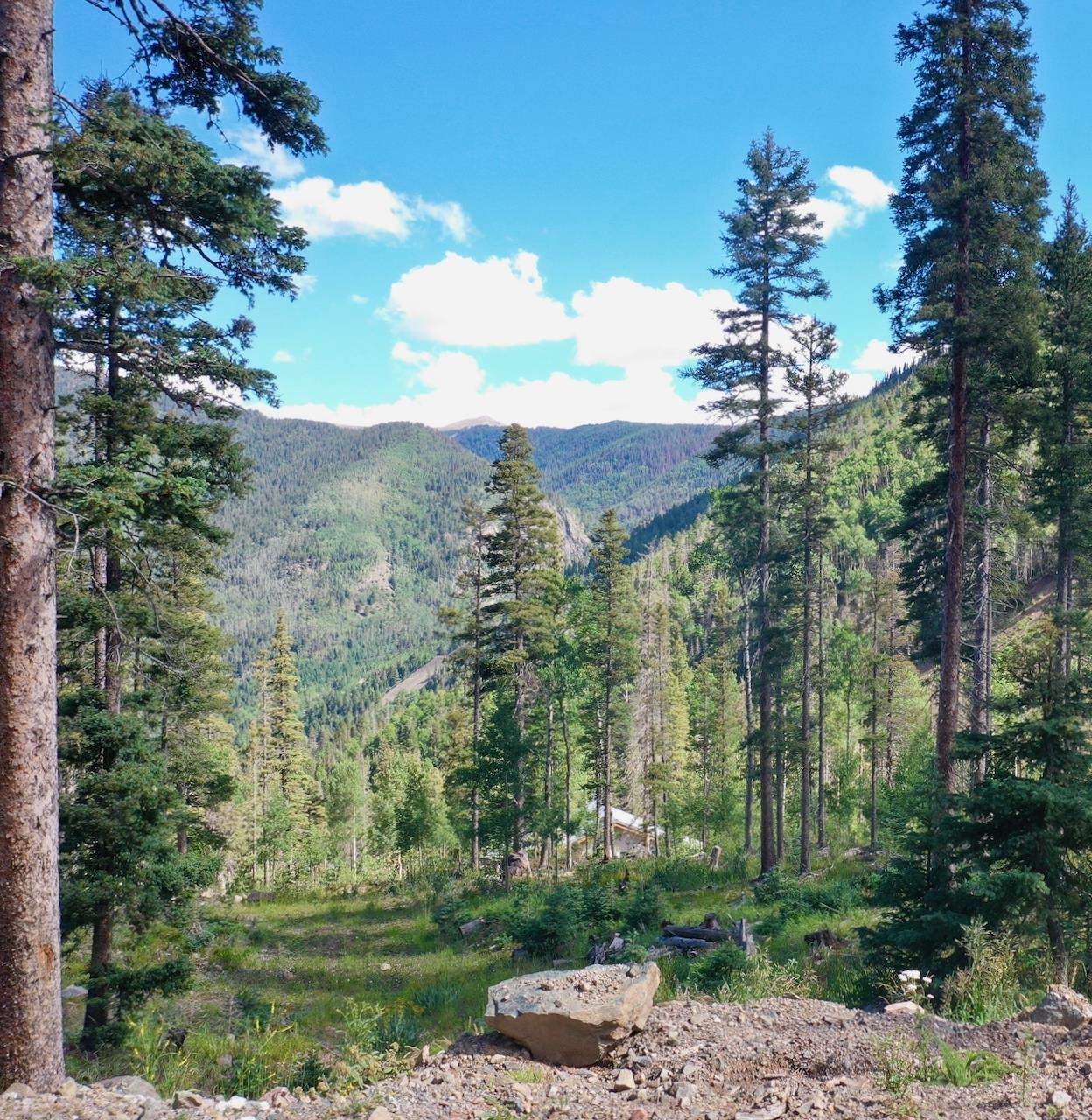 https://bt-photos.global.ssl.fastly.net/taos/orig_boomver_1_115420-2.jpg
