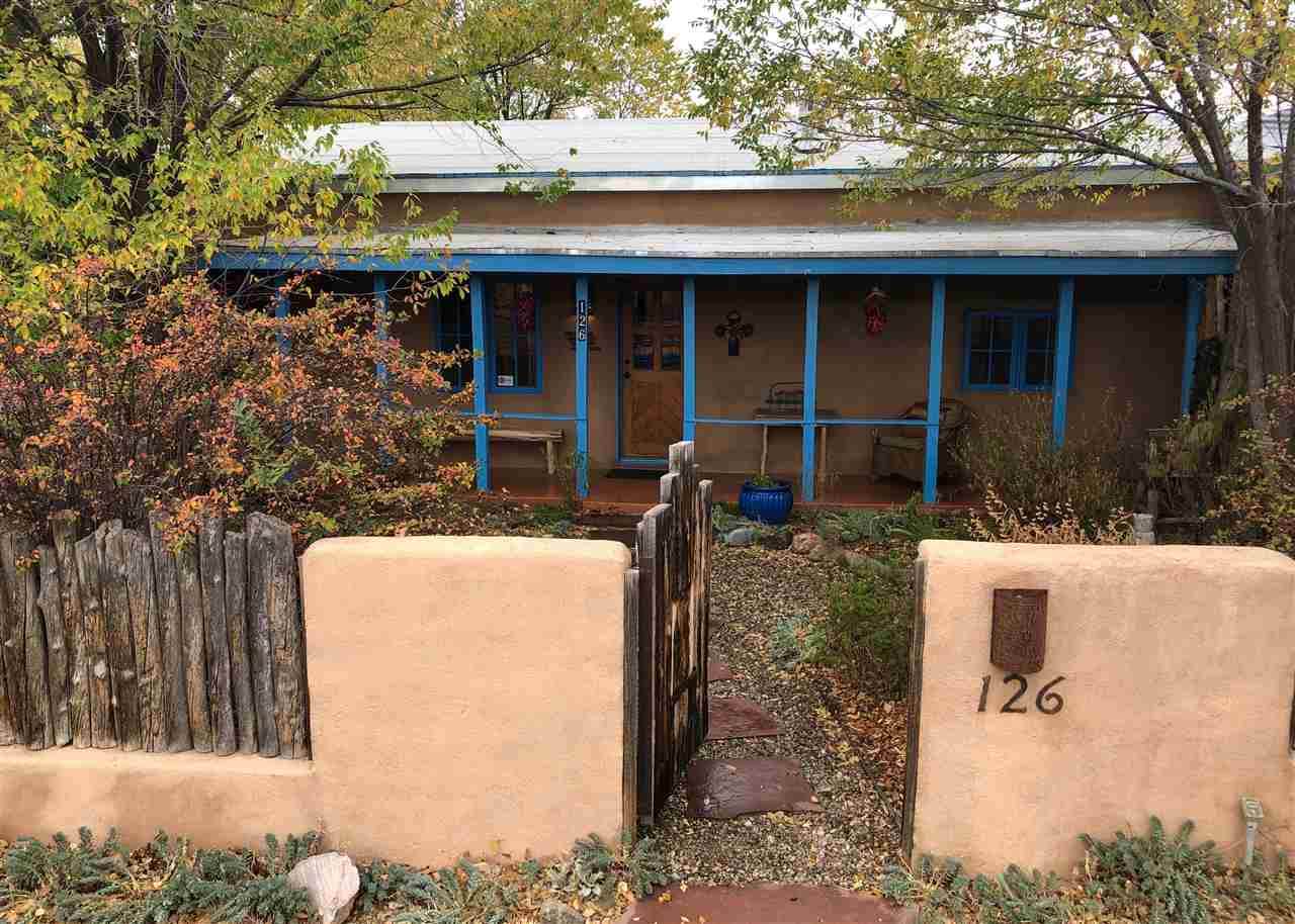 126 La Loma Plaza - Photo 1