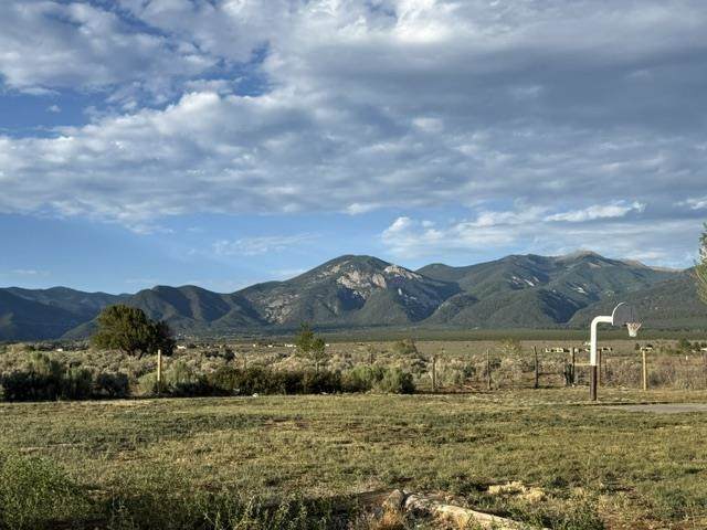 https://bt-photos.global.ssl.fastly.net/taos/1280_boomver_4_115371-2.jpg