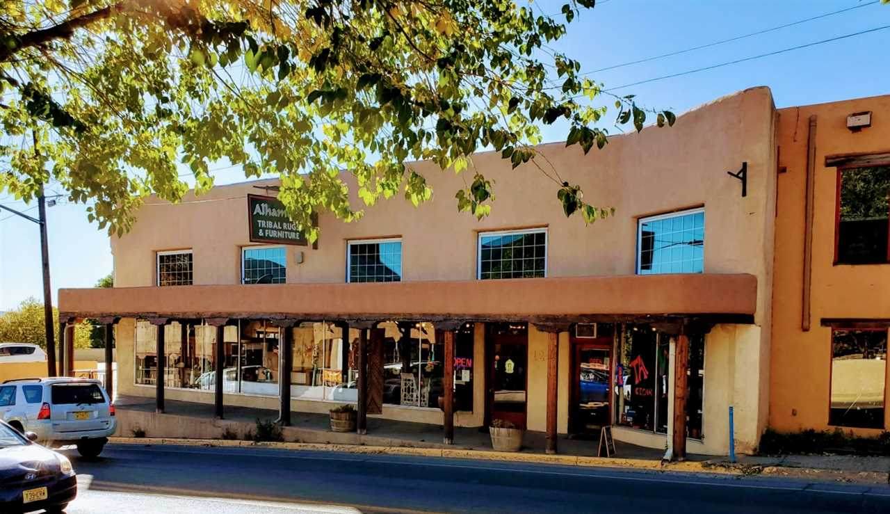 124 Paseo Pueblo Sur - Photo 1