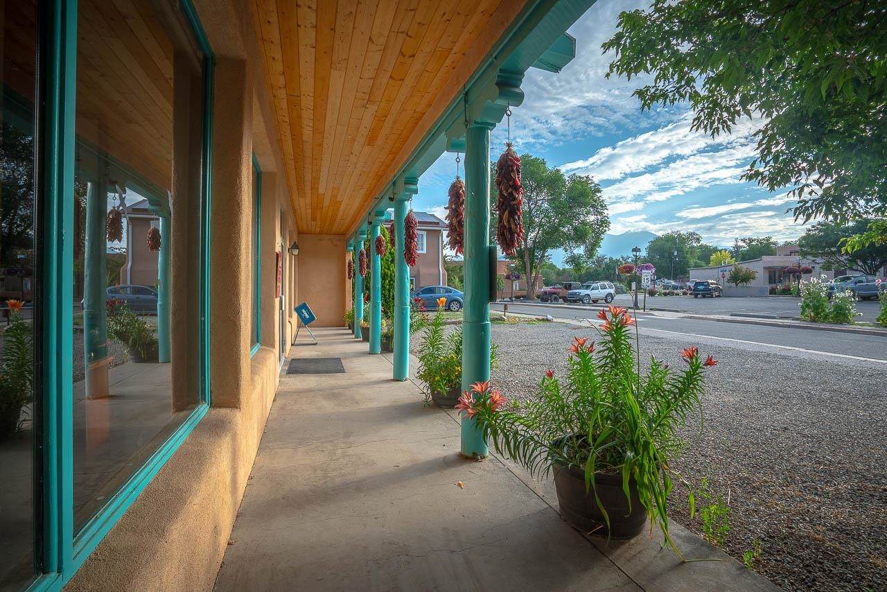 114 Dona Luz - Photo 1