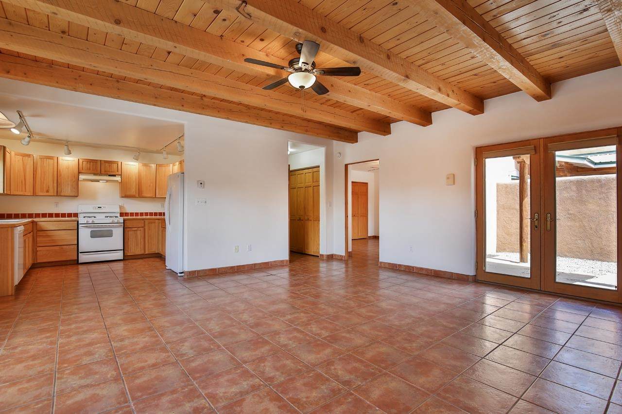 512 Acoma Street - Photo 1