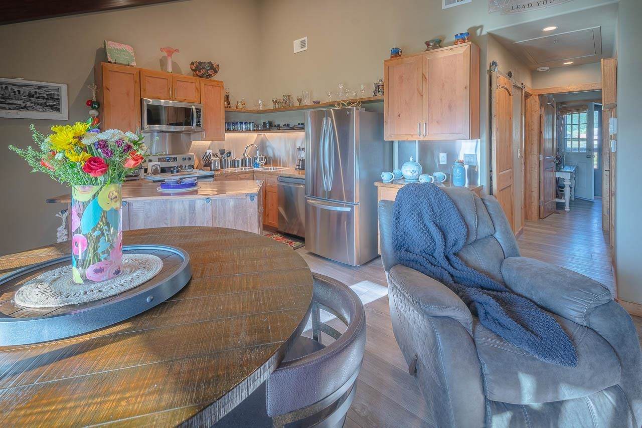 3465 Mountain View Blvd - Photo 1