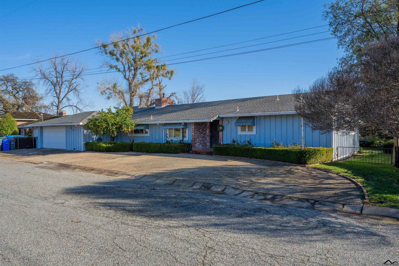 21635 Mayfair Drive - Photo 1