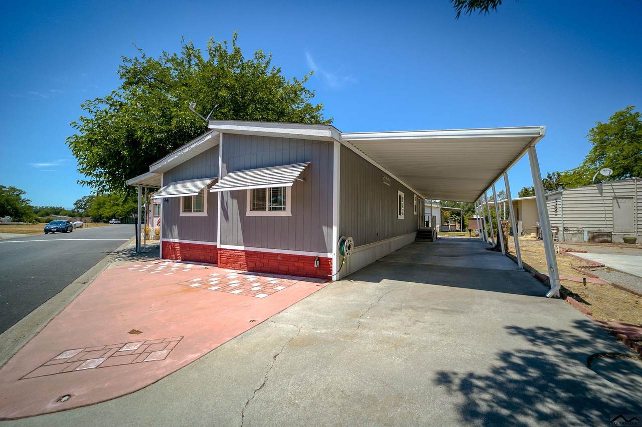 8255 State Highway 99 E - Photo 1