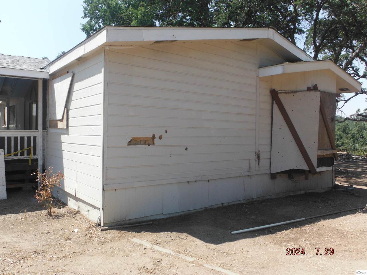 https://bt-photos.global.ssl.fastly.net/tehama/1280_boomver_1_20240582-2.jpg