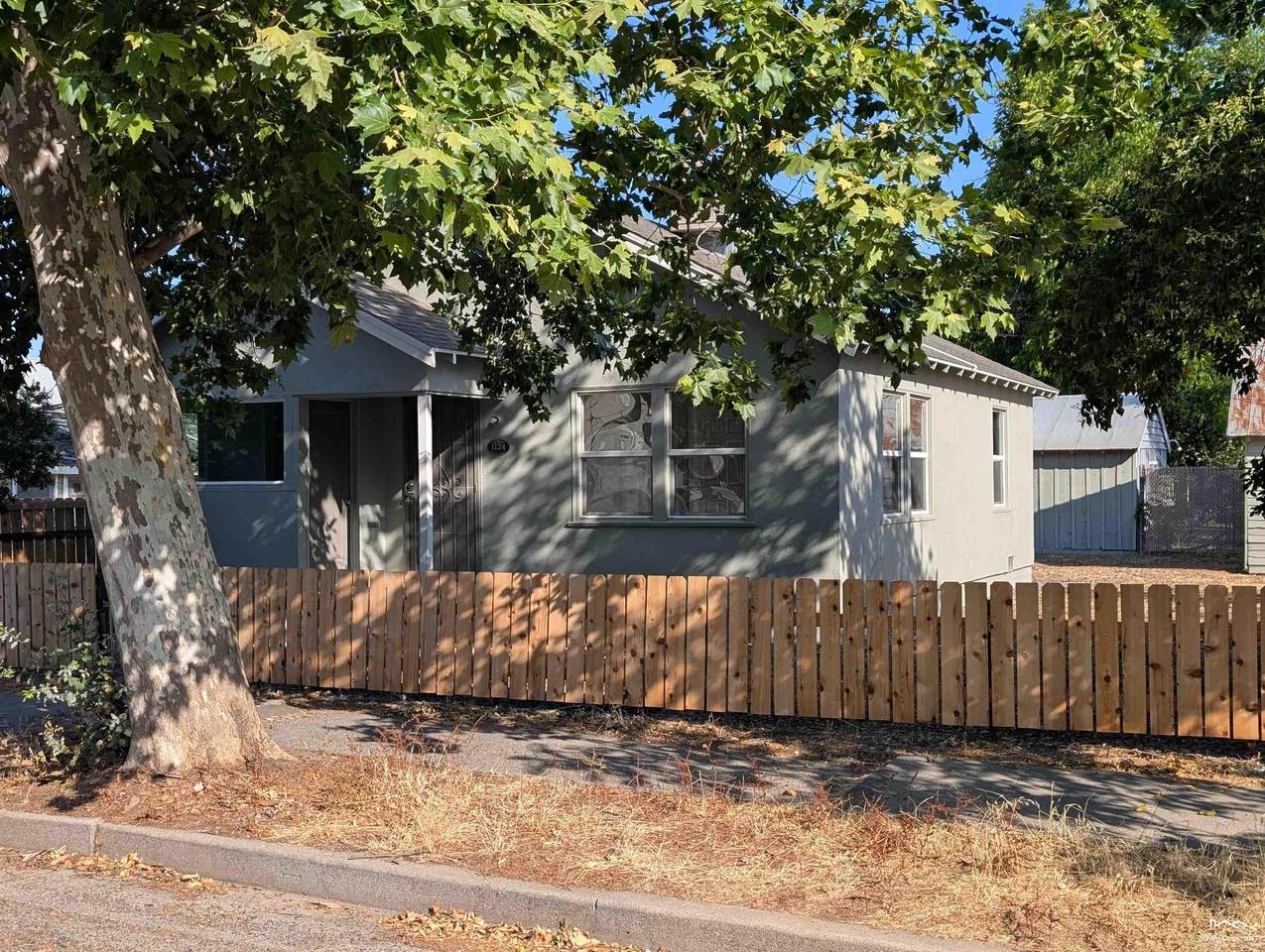 1124 Union Street - Photo 1