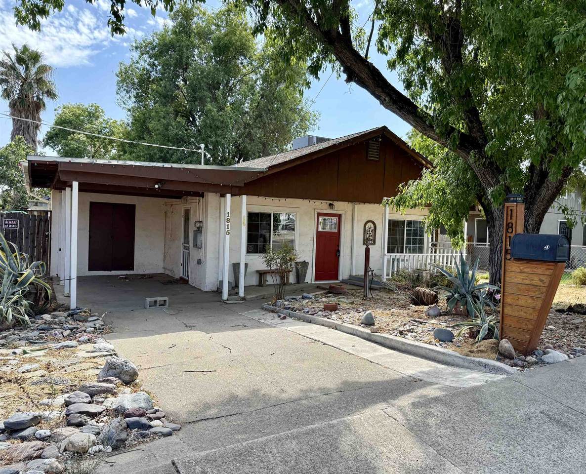 1815 Park Avenue - Photo 1