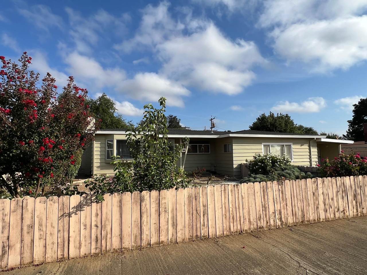 1530 Elva Avenue - Photo 1