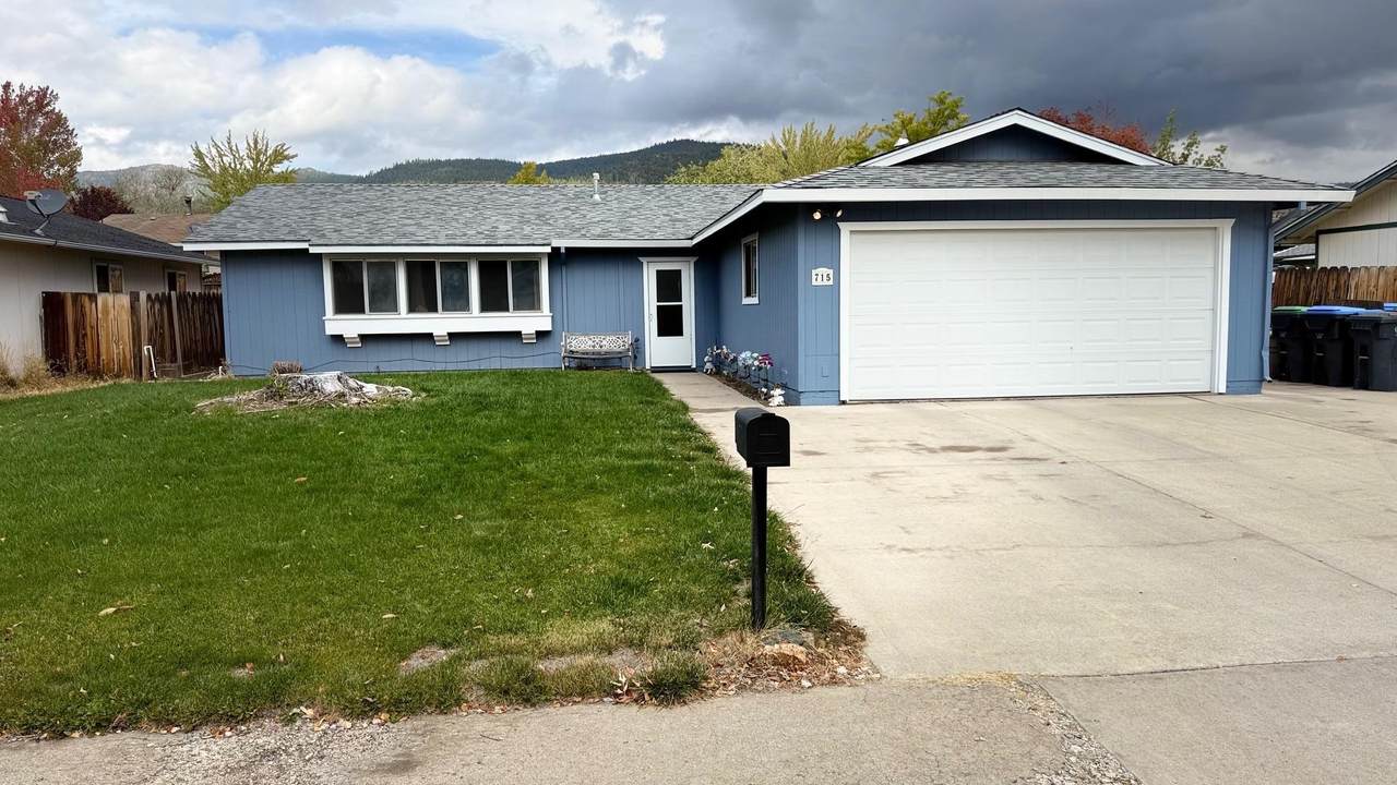 715 Randolph Way - Photo 1