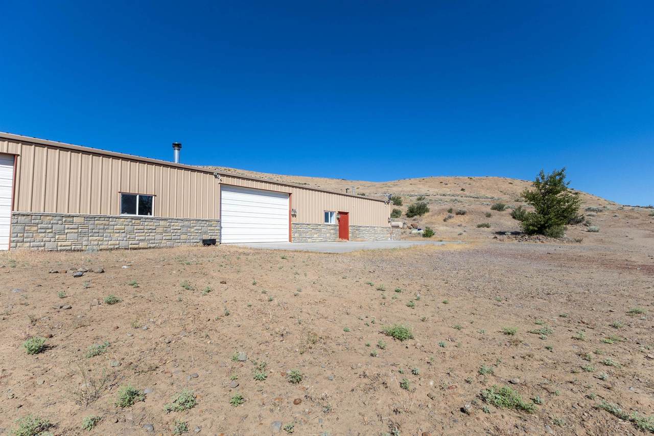 469-922 Eternal Springs Way - Photo 1