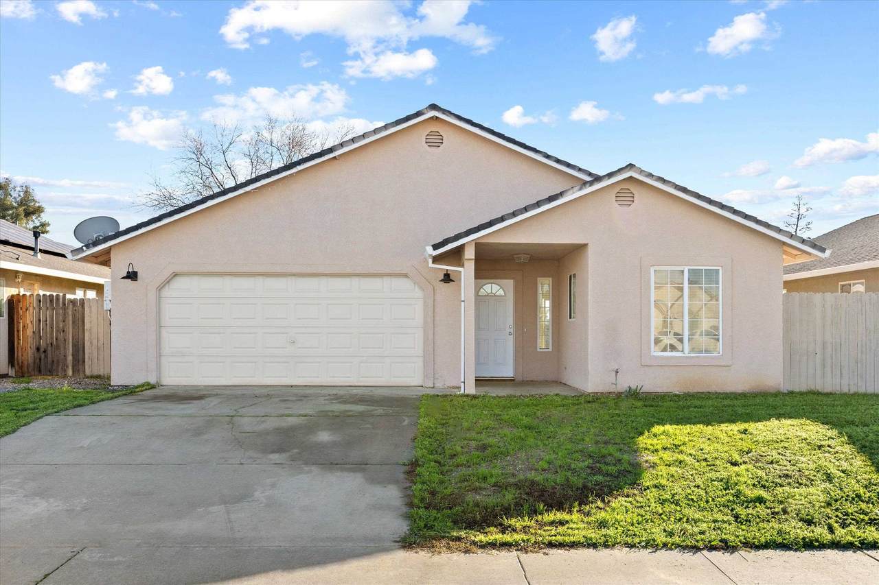 2067 Blossom Avenue - Photo 1