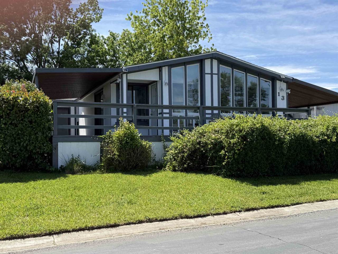 3835 Gardiner Ferry Road - Photo 1