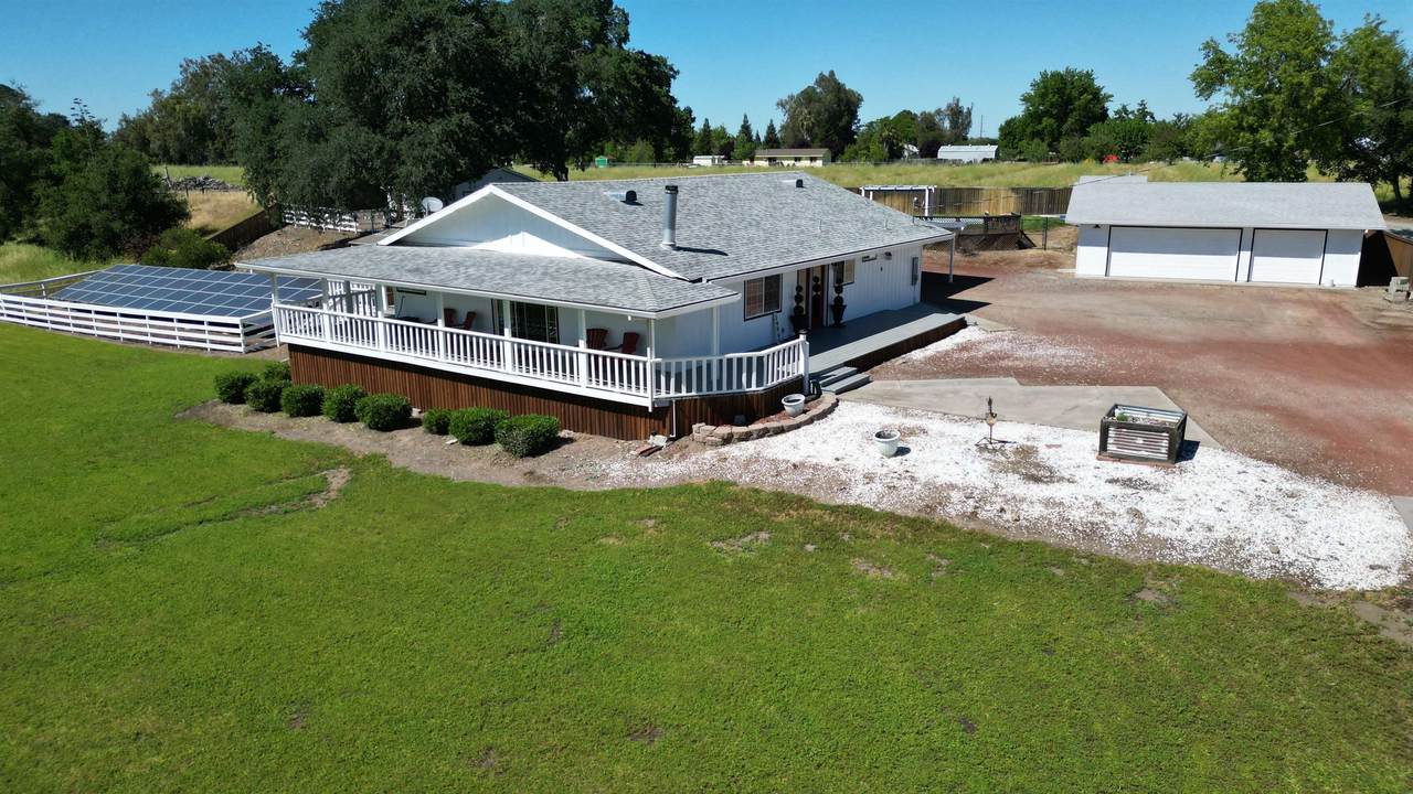 24960 2nd Avenue - Photo 1