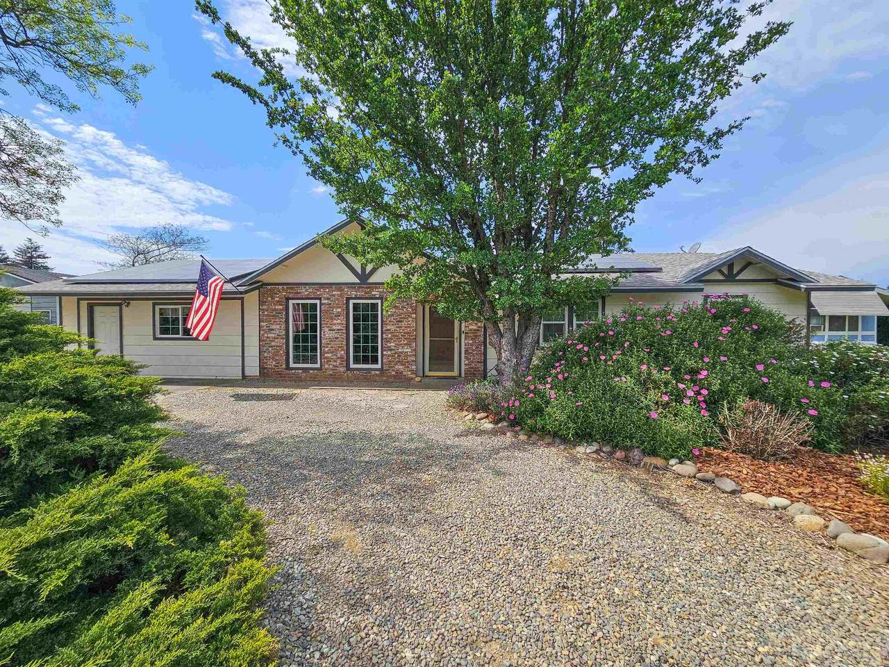 15795 Wallen Road - Photo 1