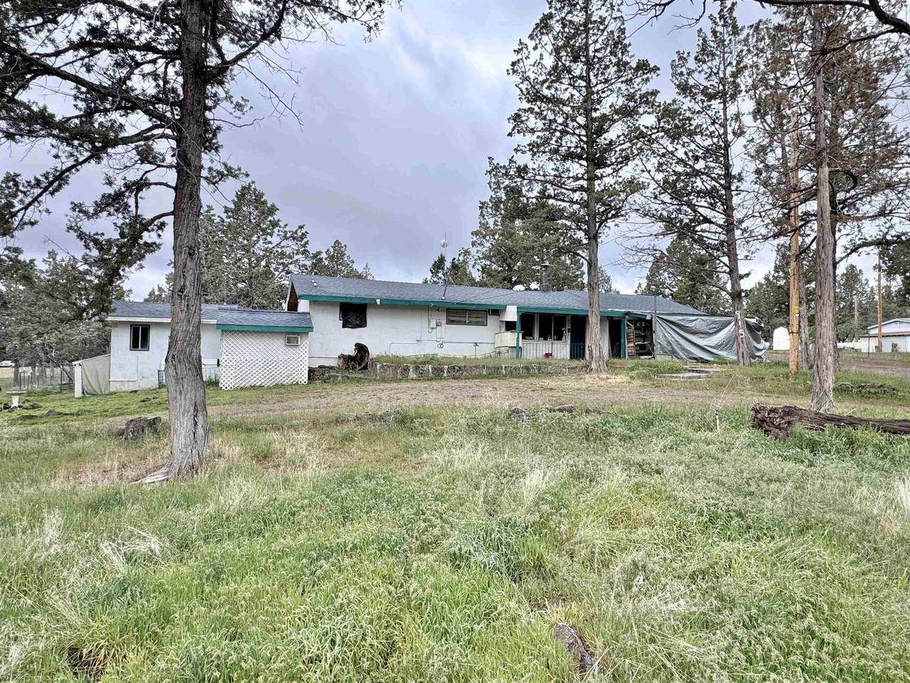 945 Gooseloop Dr - Photo 1