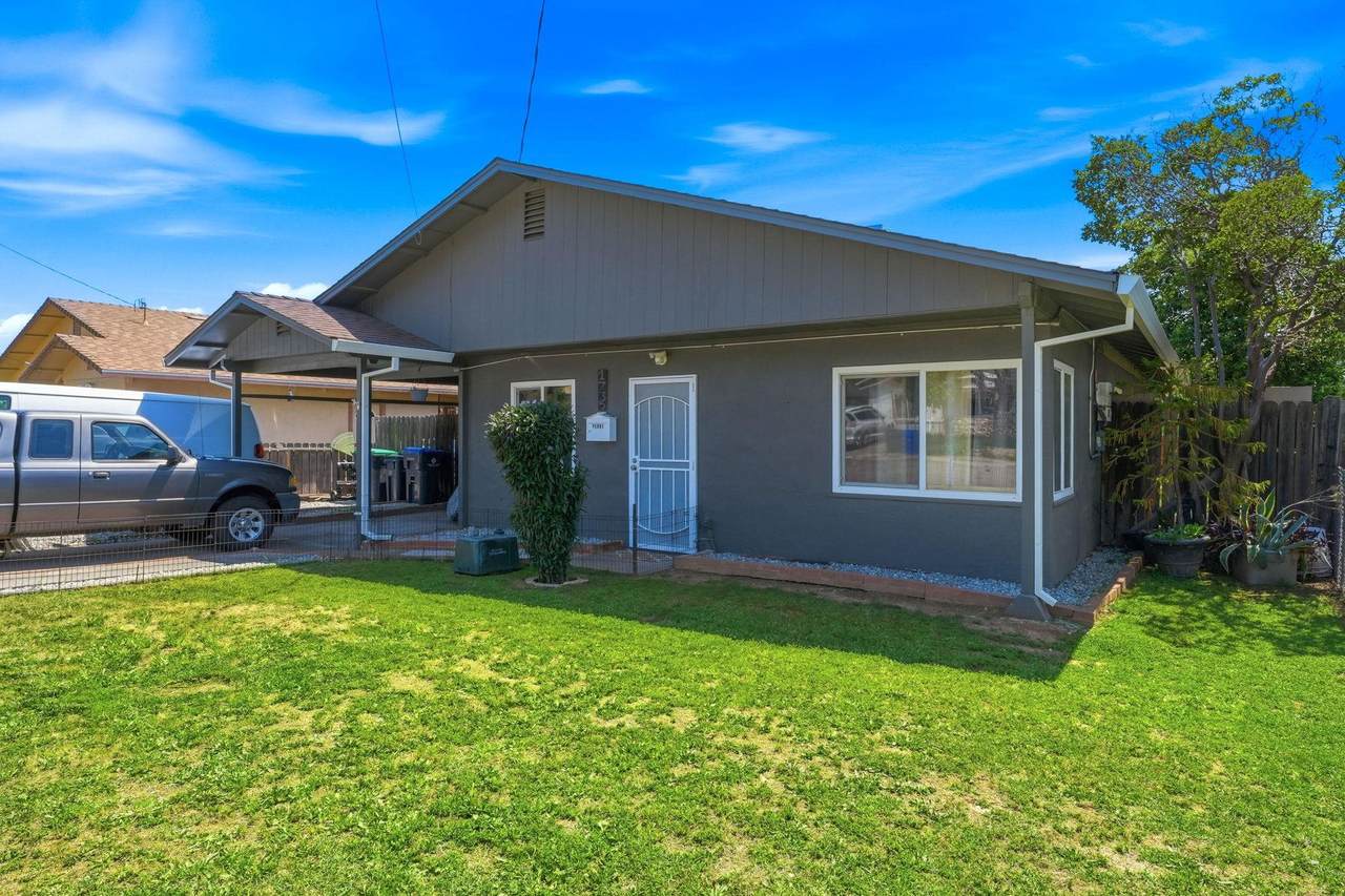 1735 Douglass Street - Photo 1