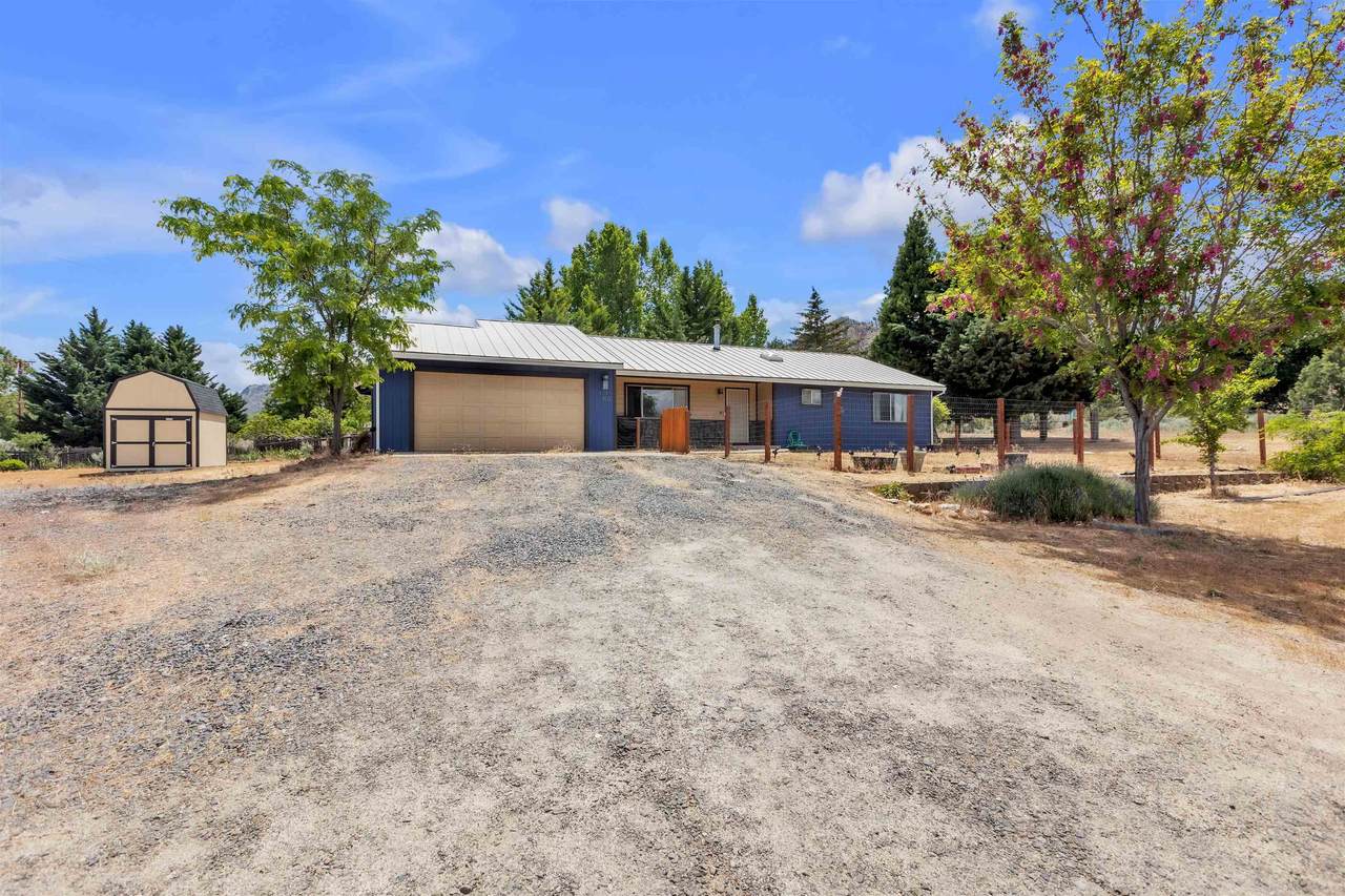 459-950 Lake View Drive - Photo 1