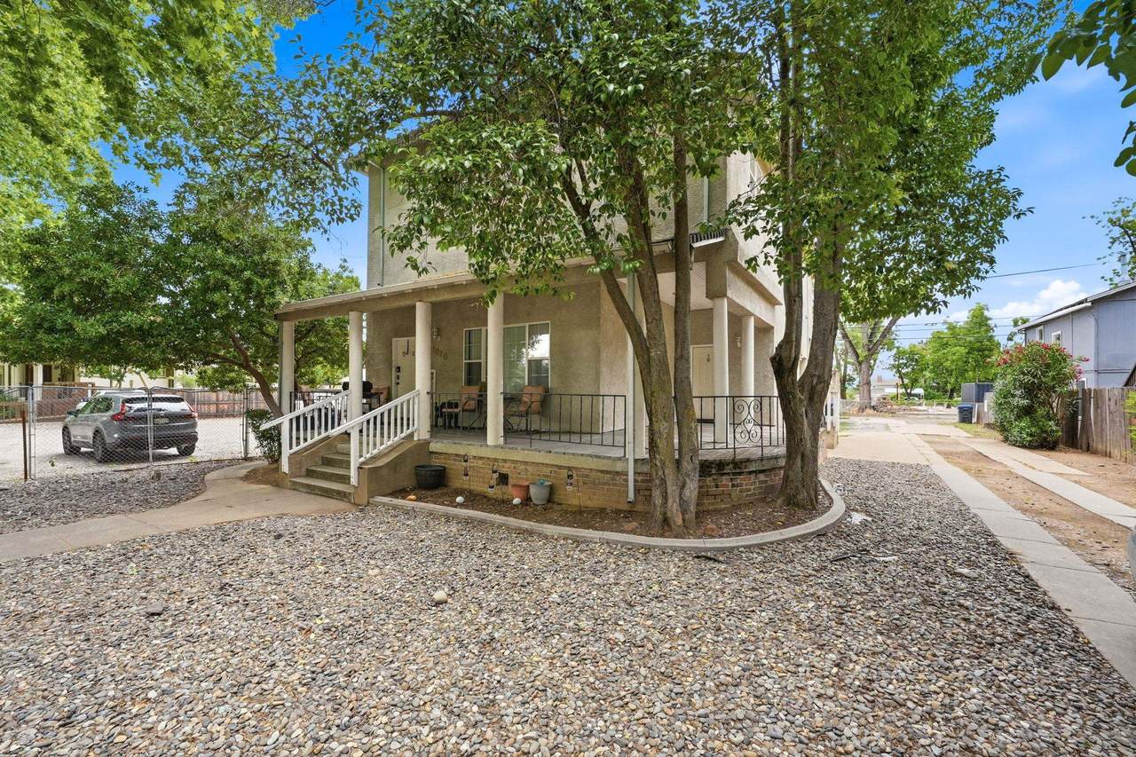 1020 Washington Street - Photo 1