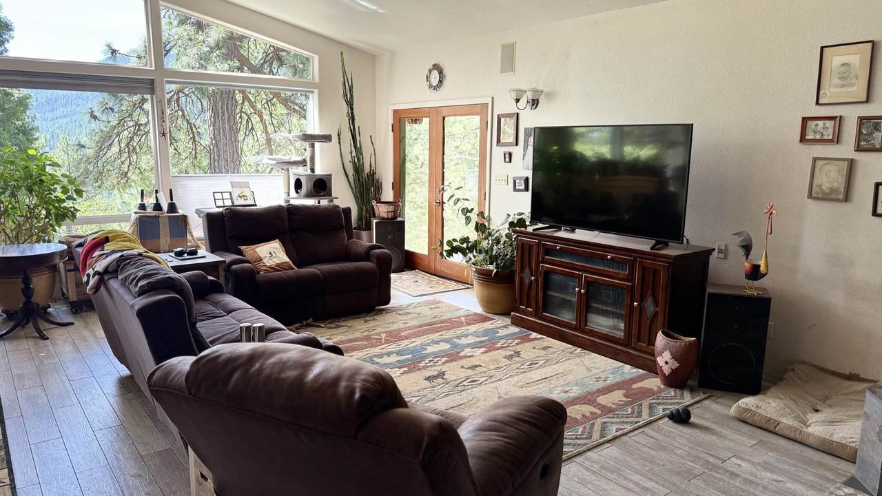 https://bt-photos.global.ssl.fastly.net/tehama/1280_boomver_1_20260719-2.jpg