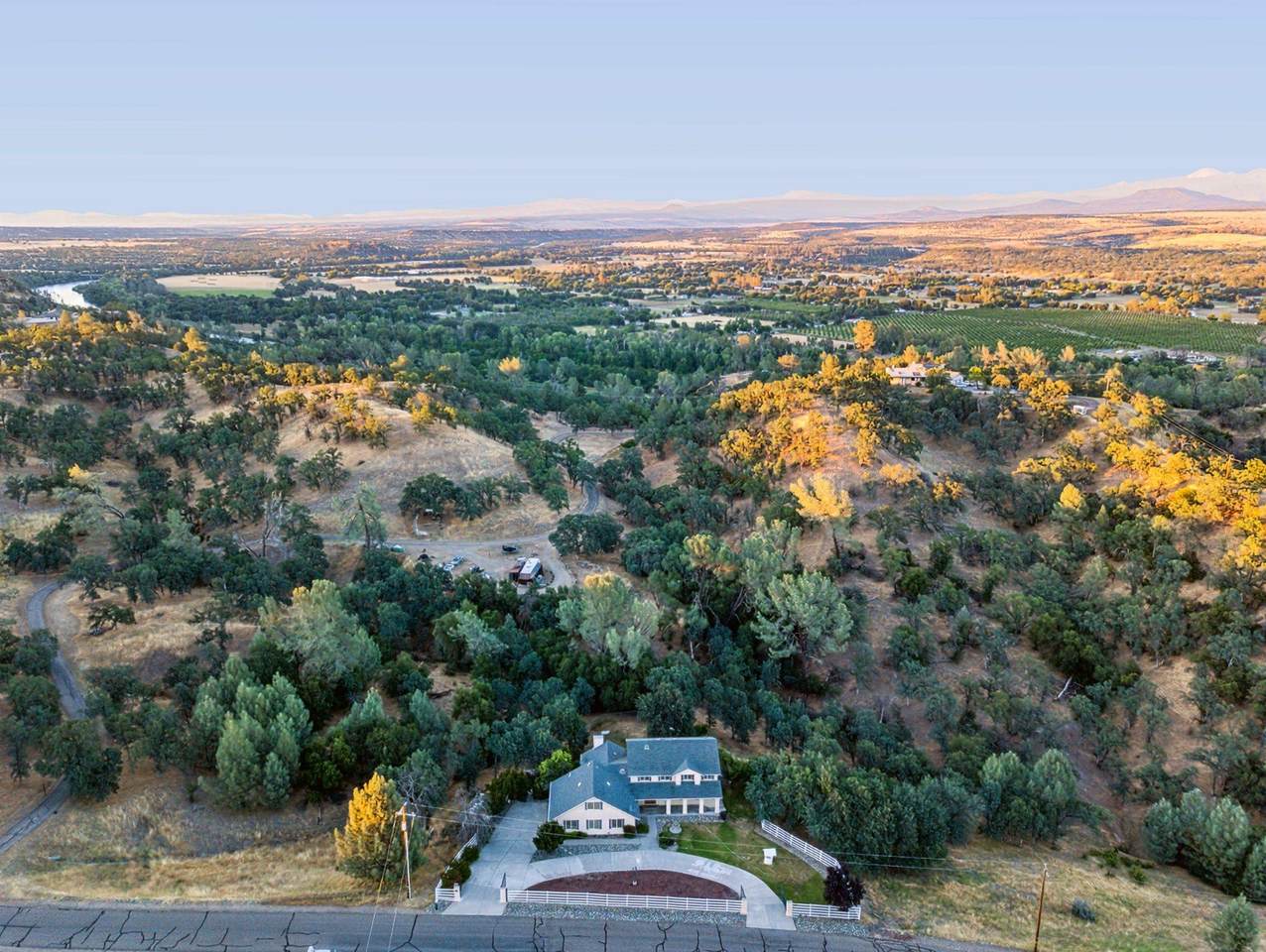 https://bt-photos.global.ssl.fastly.net/tehama/1280_boomver_1_20260726-2.jpg