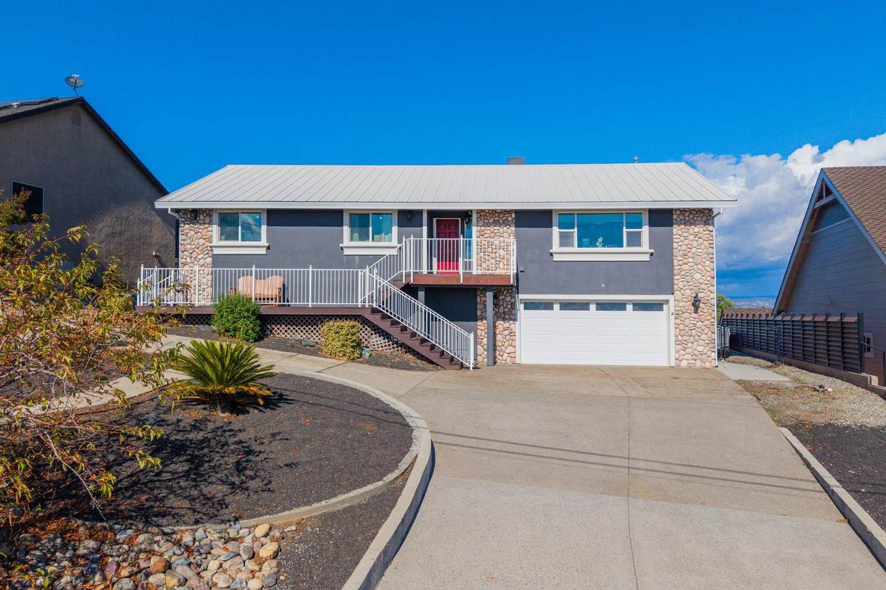 22784 River View Drive - Photo 1
