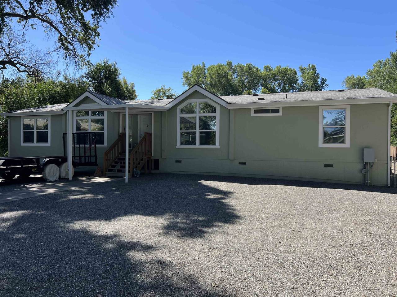 24591 Clement Avenue - Photo 1