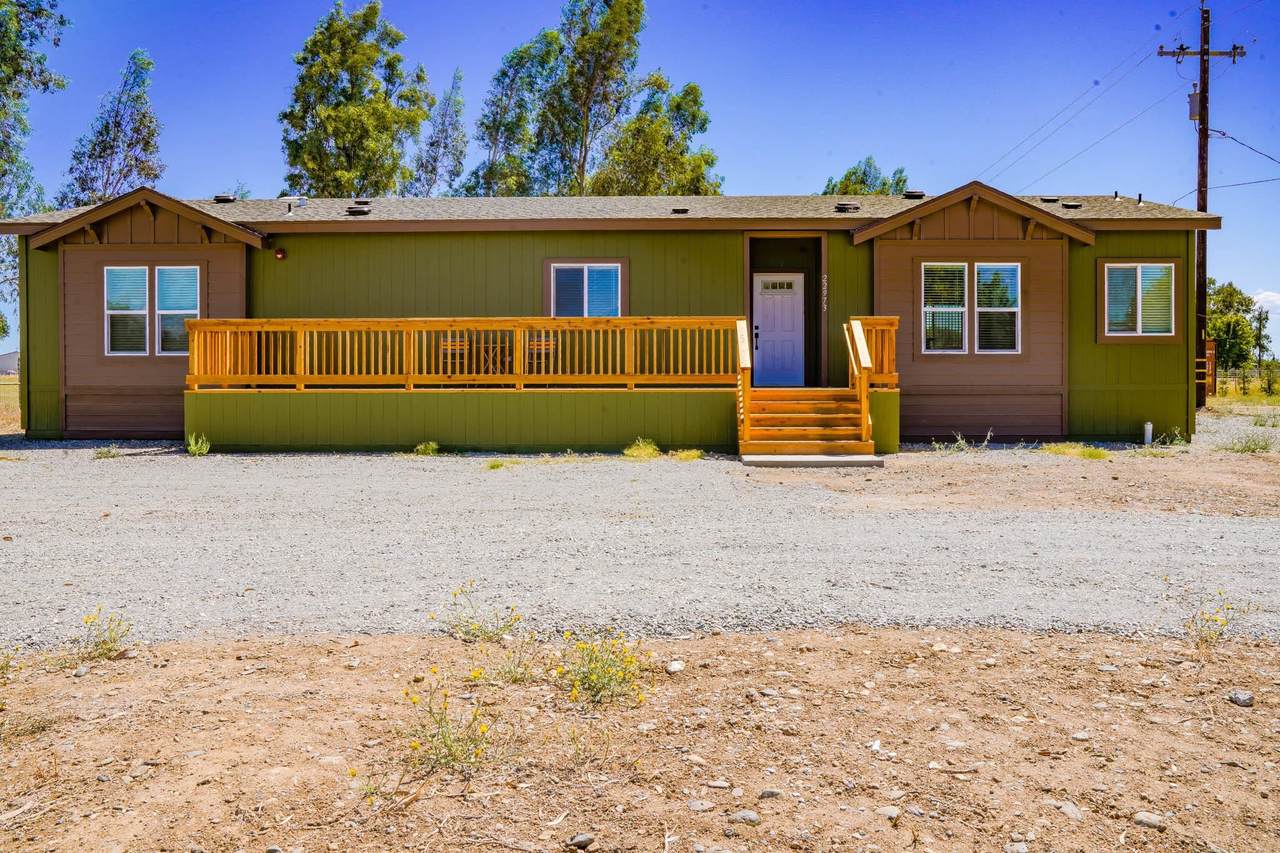 22973 Chard Avenue - Photo 1