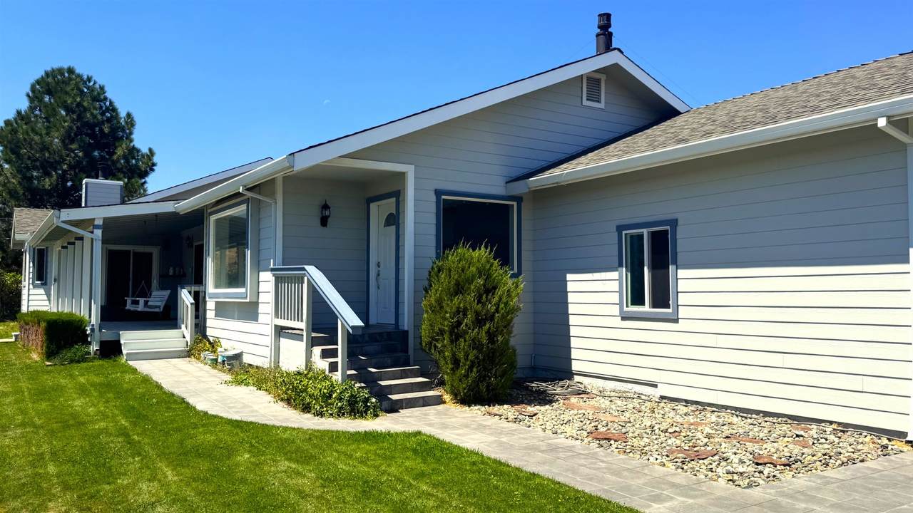 472-605 Debi Dr - Photo 1