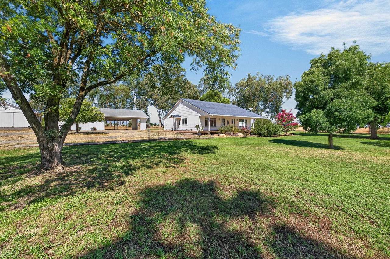2905 Harden Avenue - Photo 1