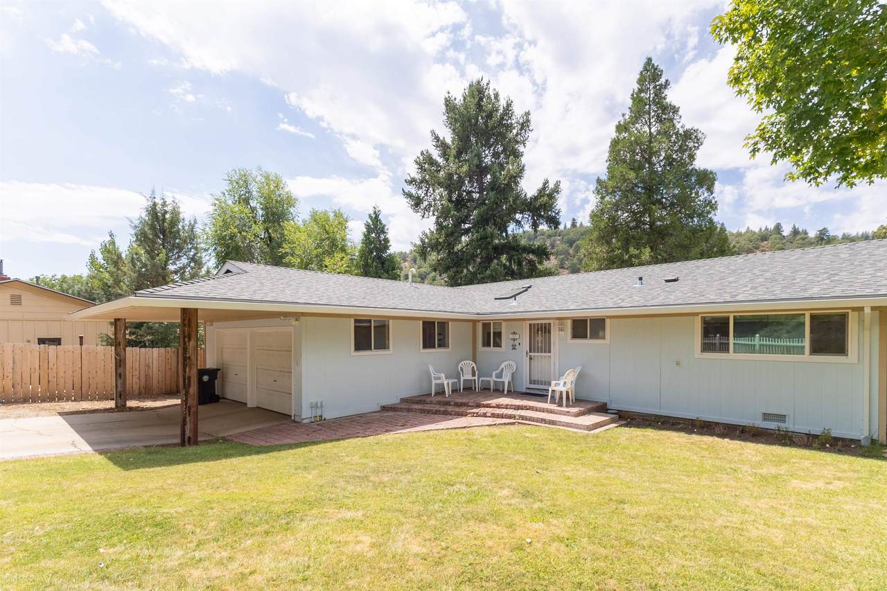 910 Cherry Terrace - Photo 1
