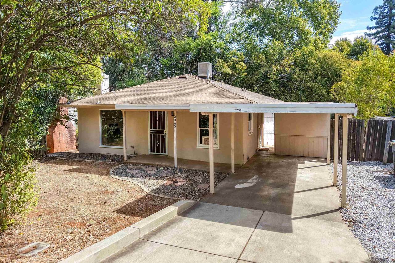2045 Montana Ave - Photo 1